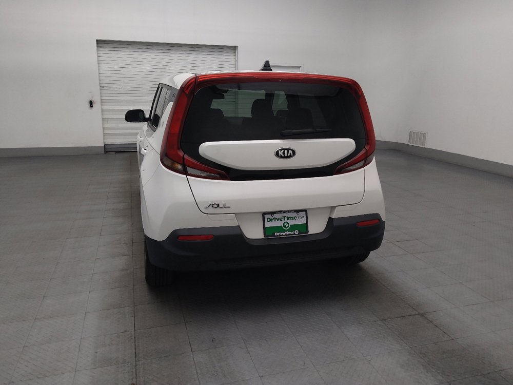 Used 2020 Kia Soul LX FWD image 6