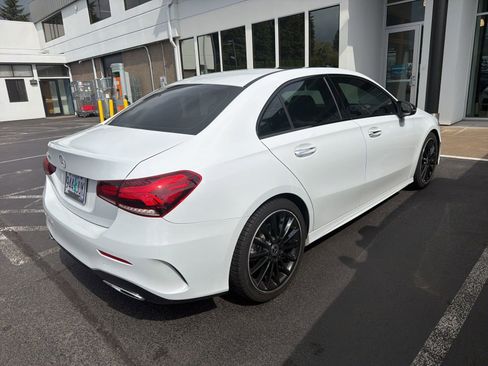 Used 2020 Mercedes-Benz A 220 image 4