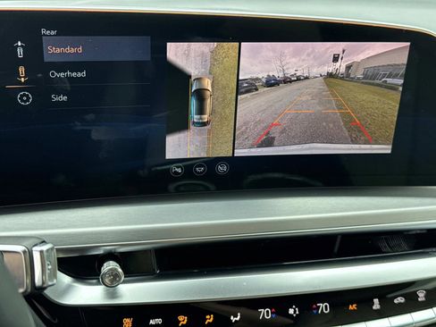 New 2025 Cadillac Lyriq Luxury image 28