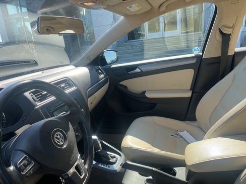 Used 2014 Volkswagen Jetta TDI image 11