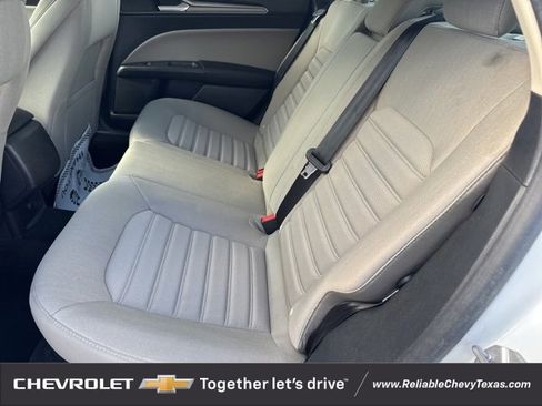 Used 2018 Ford Fusion S image 12