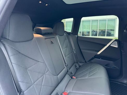 Used 2022 BMW iX xDrive50 w/ Premium Package image 27