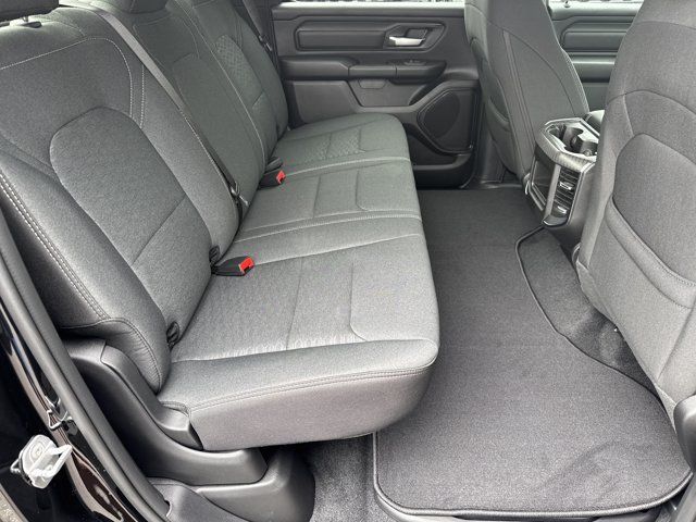 New 2026 RAM 1500 Express AWD/4WD image 15