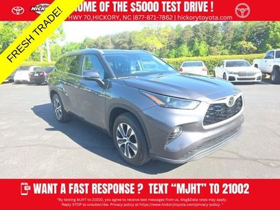 Used 2023 Toyota Highlander XLE