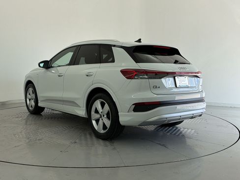 Used 2024 Audi Q4 e-tron Premium w/ Convenience Package AWD/4WD image 3
