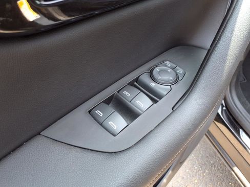 Certified 2022 Chevrolet Blazer Premier image 15