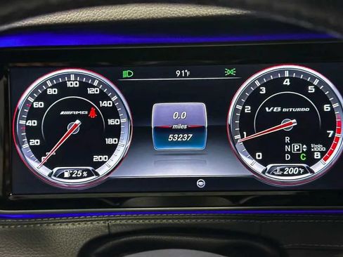 Used 2015 Mercedes-Benz S 63 AMG 4MATIC Sedan image 29