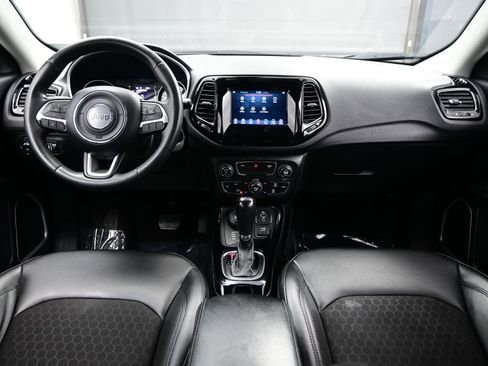 Used 2021 Jeep Compass Latitude AWD/4WD image 18