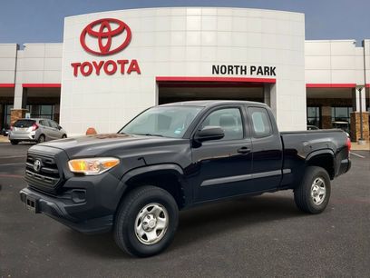 Used 2016 Toyota Tacoma SR