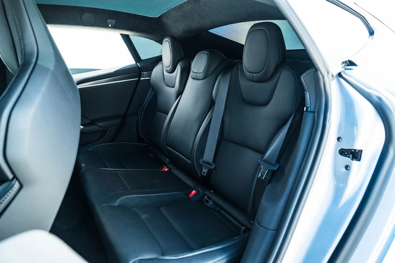 Used 2026 Tesla Model S Plaid AWD/4WD image 18