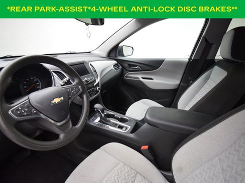 Used 2023 Chevrolet Equinox LS image 11