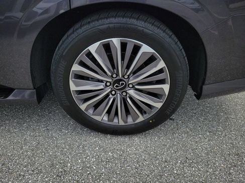 Used 2025 INFINITI QX80 Luxe AWD/4WD image 27