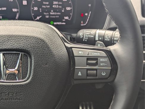 Used 2025 Honda Civic Sport Touring image 20