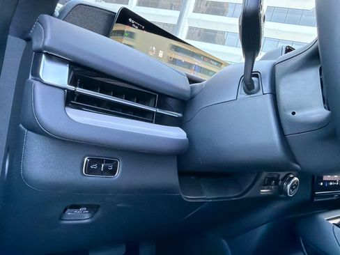New 2026 Lincoln Navigator L Reserve w/ Jet Appearance Package AWD/4WD image 35
