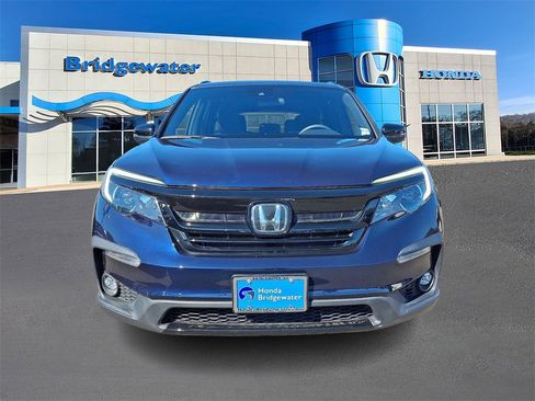 New 2022 Honda Pilot Sport image 2