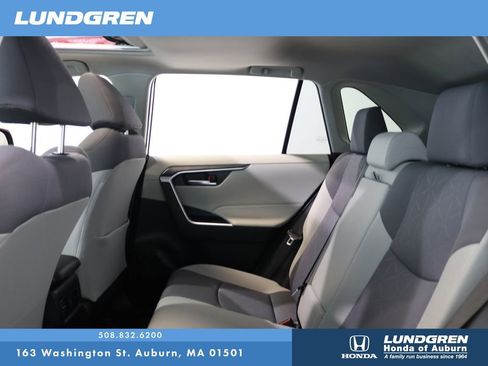 Used 2019 Toyota RAV4 XLE w/ Convenience Package AWD/4WD image 14