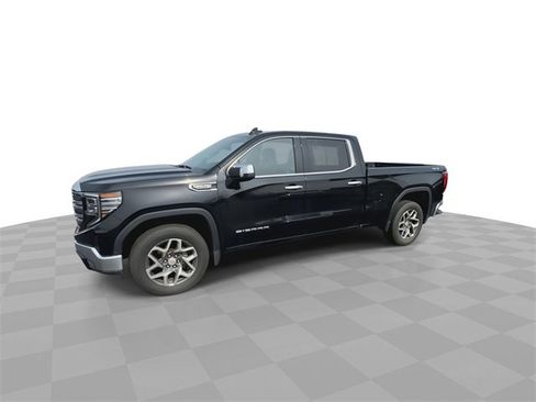 Used 2022 GMC Sierra 1500 SLT image 5