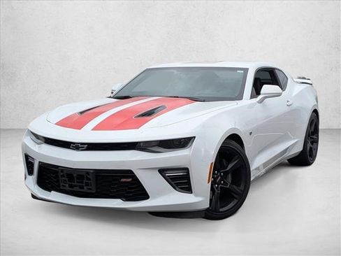 Used 2018 Chevrolet Camaro SS image 1