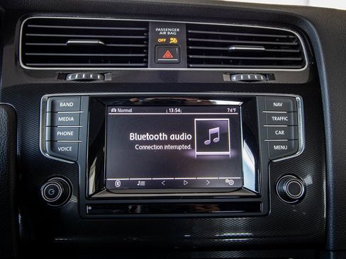Used 2015 Volkswagen GTI Autobahn image 37