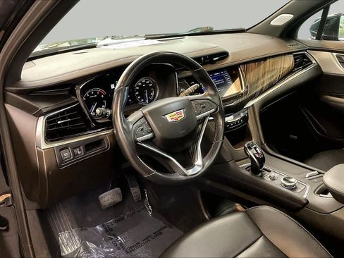 Used 2024 Cadillac XT6 Premium Luxury FWD image 18