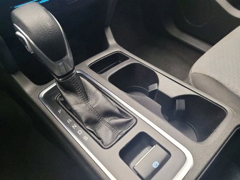 Used 2019 Ford Escape SE image 26