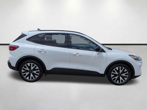 Used 2020 Ford Escape SE Sport FWD image 3
