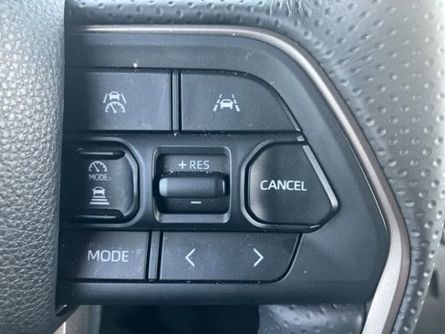 Used 2025 Toyota 4Runner SR5 image 19