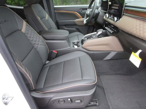 New 2026 GMC Canyon Denali AWD/4WD image 21