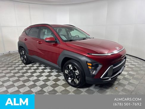 Used 2025 Hyundai Kona SEL FWD image 4