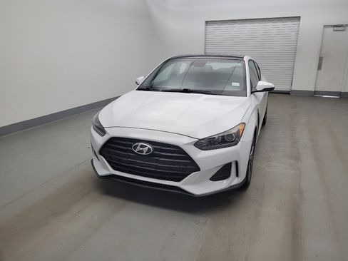 Used 2019 Hyundai Veloster 2.0 Premium image 15