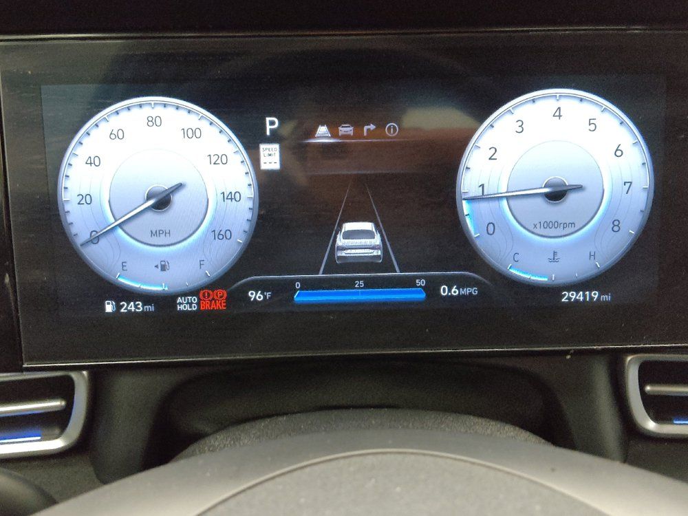Used 2025 Hyundai Elantra SEL FWD image 23