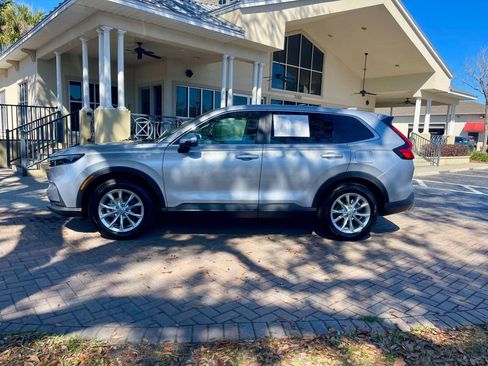 Used 2025 Honda CR-V EX-L image 2