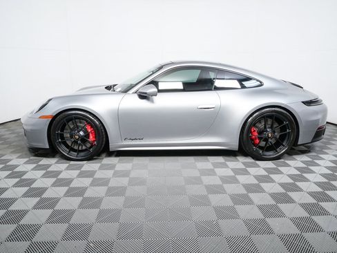 Certified 2025 Porsche 911 Carrera GTS image 2