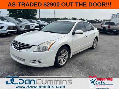 Used 2010 Nissan Altima 3.5 SR w/ Premium Pkg