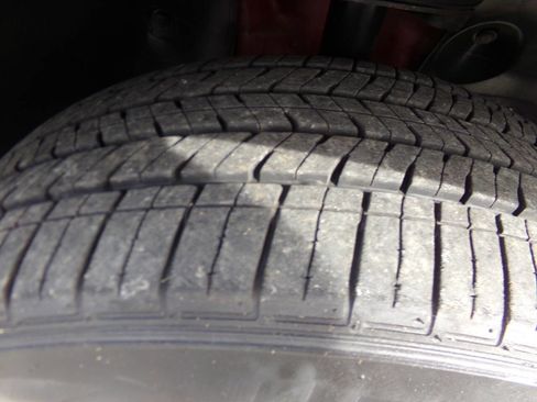 Used 2015 Lincoln MKX Base AWD 4dr SUV w/ Equipment Group 102A image 18