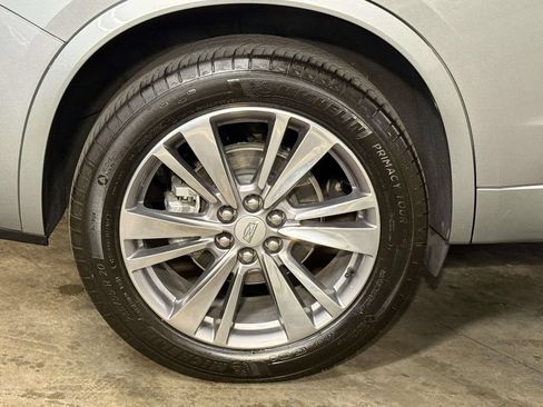 Used 2025 Cadillac XT6 Premium Luxury AWD/4WD image 13