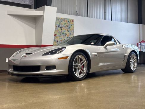 Used 2007 Chevrolet Corvette Z06 w/ Preferred Equipment Group RWD image 99