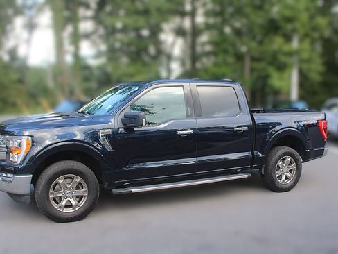 Used 2022 Ford F150 XLT w/ Equipment Group 302A High AWD/4WD image 4
