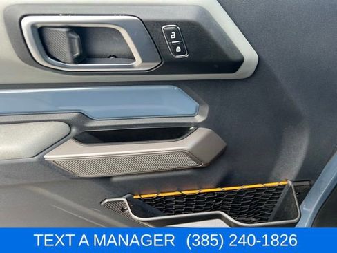 Used 2023 Ford Bronco Badlands image 13