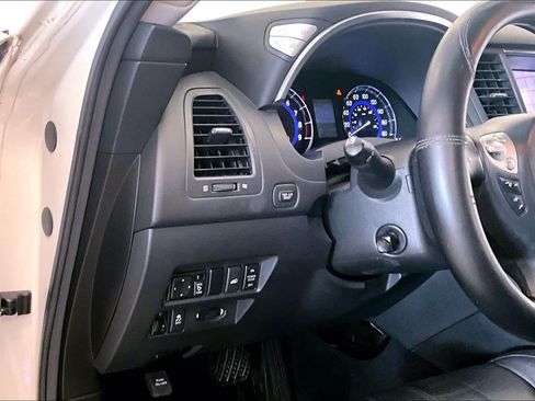 Used 2014 INFINITI QX70 AWD w/ Premium Package image 29