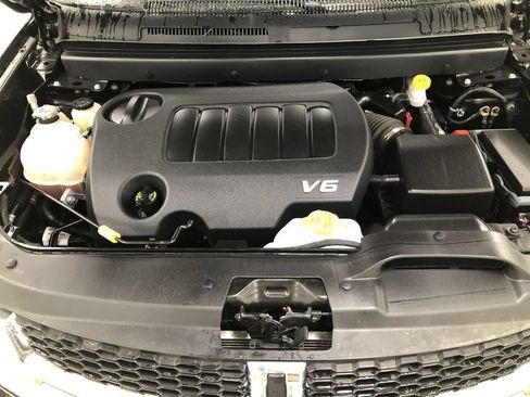 Used 2017 Dodge Journey SXT w/ Comfort/Convenience Group FWD image 21