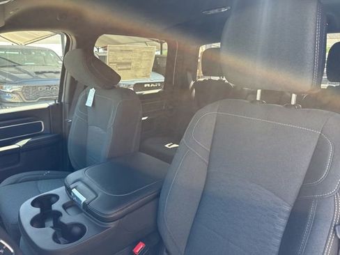 New 2026 RAM 3500 Big Horn AWD/4WD image 11