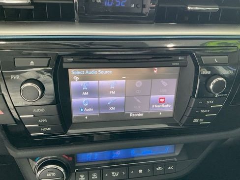 Used 2015 Toyota Corolla S Premium image 16