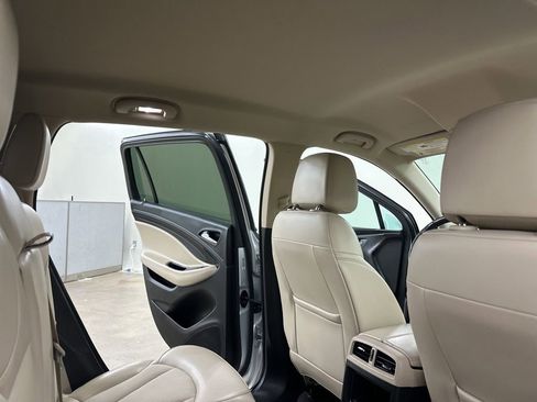 Used 2017 Buick Envision Preferred AWD/4WD image 22