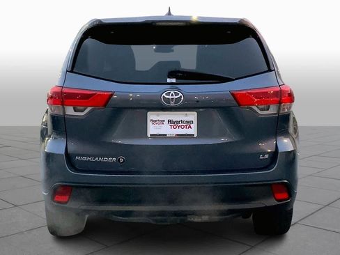 Used 2019 Toyota Highlander Plus image 4