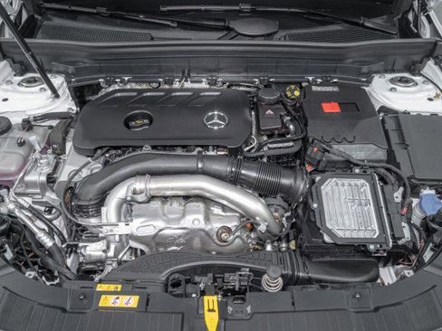 Used 2026 Mercedes-Benz GLB 250 image 20