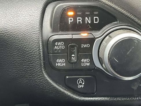 Used 2021 RAM 1500 Big Horn image 32