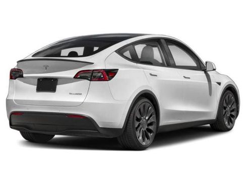 Used 2022 Tesla Model Y Performance AWD/4WD image 2
