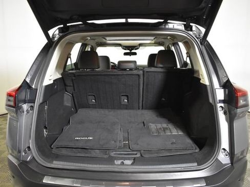 Used 2021 Nissan Rogue SV w/ Premium Package AWD/4WD image 30