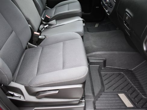 Used 2018 Chevrolet Silverado 1500 LT w/ All Star Edition image 29